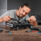 Zestaw klocków LEGO Technic Dom's Dodge Charger 1077 elementów (42111) - obraz 4