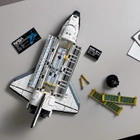 Zestaw klocków LEGO Creator Expert Wahadłowiec Discovery NASA 2354 elementy (10283) - obraz 8