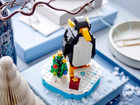 Конструктор LEGO Iconic Різдвяний пінгвін 244 деталі (40498) - зображення 3