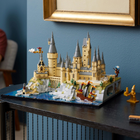 Zestaw klocków Lego Harry Potter Zamek i terytorium Hogwartu 2660 części (76419) - obraz 3