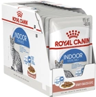 Вологий корм Royal Canin fhn для дорослих стерилізованих котів у соусі зі свинини 12x85 г (9003579013793) - зображення 1