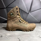 Мужские нубуковые Ботинки на резиновой протекторной подошве / Летние Берцы с патриотическим принтом койот - изображение 5