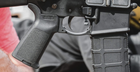 Рукоятка пістолетна Magpul MOE AR15 чорний - зображення 5