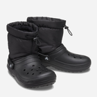 Чоловічі чоботи Crocs Classic Lined Neo Puff Boot 206630-BKBK M10/W12 43-44 28 см Bkbk (191448591479) - зображення 3