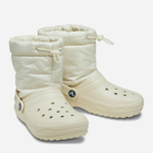 Śniegowce damskie wysokie Crocs Classic Lined Neo Puff Boot 206630-BONE M5/W7 37-38 23 cm Beżowe (196265163694) - obraz 3