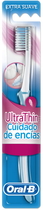 Щітка для зубів Oral-B Ultra-Thin Toothbrush Gum Protection 0.01мм (3014260094393) - зображення 1