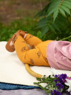 Spodnie dziecięce Pinokio Magic Vibes Leggings 110 cm Yellow (5901033296161) - obraz 3