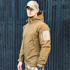 Демісезонна чоловіча Куртка Softshell на флісі з Капюшоном та Липучками під шеврони койот розмір M - зображення 2