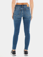 Jeansy damskie Calvin Klein Jeans J20J221581-1BJ W28L32 Ciemnoniebieskie (8720107893085) - obraz 2