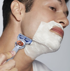 Maszynka do golenia dla mężczyzn Gillette SkinGuard Sensitive + 2 wymienne ostrza (7702018486342) - obraz 8