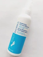 Дезодоруючий спрей для ніг та взуття Avon Foot Works 100 мл