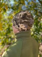 Військова шапка під шолом на флісі 260г/м Піксель. Розмір 58-59 - зображення 5