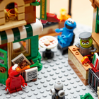 Zestaw klocków Lego Ideas Ulica Sezamkowa 123 1367 części (21324) - obraz 7