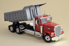 Model do składania Italeri Freightliner Heavy Dumper Truck skala 1:24 (8001283037839) - obraz 3