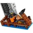 Zestaw klocków Lego City Policyjna motorówka i kryjówka oszustów 311 elementów (60417) - obraz 4