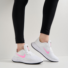 Жіночі кросівки для бігу Nike Revolution 6 Next Nature DC3729-103 40 Білі (196153724242) - зображення 2