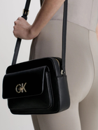 Сумка крос-боді через плече жіноча маленька зі штучної шкіри Calvin Klein Jeans CKRK60K610762BAX Чорна (8720108127035) - зображення 3