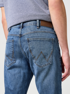 Męskie jeansy Wrangler 112125979 36/34 Niebieskie (5400852557519) - obraz 5