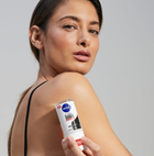 Antyperspirant w kulce NIVEA Black & White Max Protection 48H dla kobiet 50 ml (42419679) - obraz 4