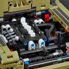 Zestaw konstrukcyjny LEGO TECHNIC Land Rover Defender 2573 elementy (42110) - obraz 10