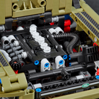 Zestaw konstrukcyjny LEGO TECHNIC Land Rover Defender 2573 elementy (42110) - obraz 10