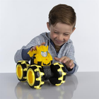 Samochodzik Tomy Monster Treads Bumblebee ze świecącymi dużymi kołami (0036881474227) - obraz 6