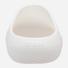 Жіночі шльопанці для пляжу Crocs Mellow Clog 208493-WHI 37-38 Білі (196265401987) - зображення 5