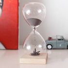 Пісочний годинник Kikkerland Magnetic Hourglass (0612615073463) - зображення 3