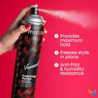 Spray profesjonalny Matrix Vavoom Freezing Extra Hold zapewniający wyjątkowo mocne utrwalenie 500 ml (3474637103606) - obraz 5