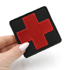 Шеврон черный вышитый с красным гербом Медика квадратной формы 7*7см на липучке - изображение 1