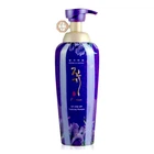 Шампунь для волос премиальный регенерирующий Vitalizing Premium Shampoo Daeng Gi Meo Ri 500 мл 8807779098748