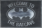 Wycieraczka pod drzwi Pyramid Batman Welcome to the Batcave 60 x 40 (5050293854847)