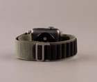 Ремешок для Apple Watch "Alpine Loop" 42/44/45/49 мм зеленый/черный