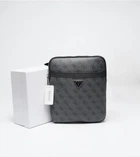 Мужской мессенджер Guess серый.