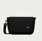 Сумка через плечо EastPak Delegate 008 Black 20L чёрная.