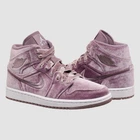 Кроссовки женские Jordan Air 1 Mid Se 38 Фиолетовый DQ8397-500