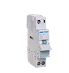 Переключатель I-0-II Hager 1-полюс 40А 230В с общим выходом сверху (SFT140)
