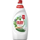 Засіб для ручного миття посуду Fairy Sensitive Чайне дерево та М'ята 900 мл (4015400958130/8006530111577) (343062)