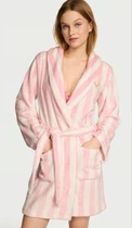 Халат Victoria's Secret Short Cozy Plush Robe розовий в смужку M/L