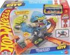 Ігровий набір Hot Wheels Небезпечні істоти Порятунок від горили Ride Gorilla Attack JHL92