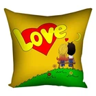 Подушка з принтом габардинова Love is желтая 40x40 см