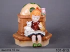 Фігурка декоративна «За книжкою» mini
