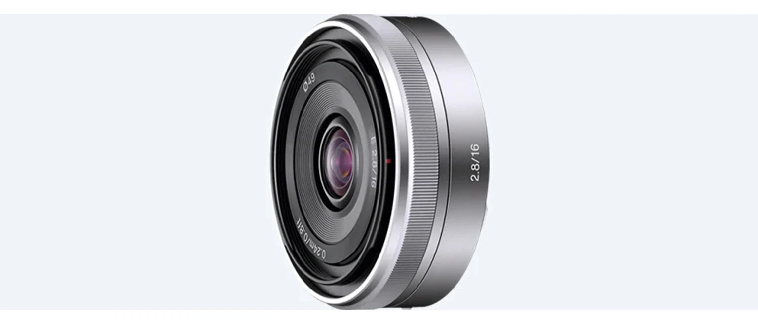 実用美品 Sony 16mm 2.8 レンズ Sony 16mm, f/2.8 для камер NEX (SEL16F28.AE) – фото, отзывы