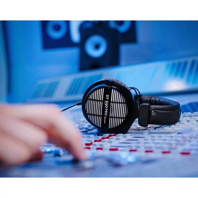 Наушники Beyerdynamic Dt 990 Pro Black (235249) купить в интернет
