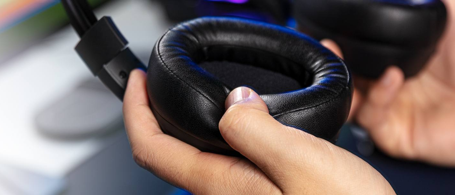 Naushniki Hyperx Cloud Flight S Black Hx Hscfs Sg Ww Kupit V Internet Magazine Rozetka Naushniki Hyperx Cloud Flight S Black Hx Hscfs Sg Ww Po Nizkoj Cene V Kieve Harkove Dnepre Odesse Zaporozhe Lvove Ukraine